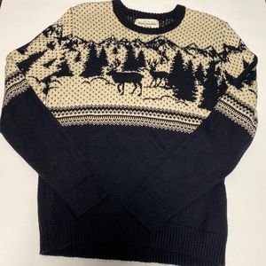 Knitted sweater for men